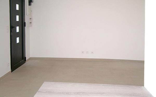 Maison à louer    3 pièces • 47 m2 Penta-di-Casinca