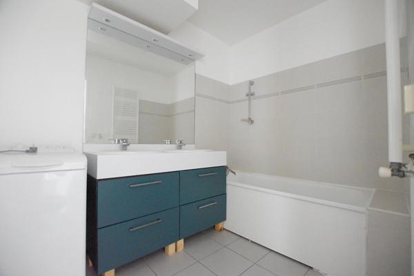 Chambre pour colocation 3 personnes - Cergy Préfecture