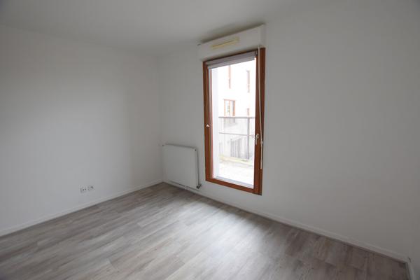 Chambre pour colocation 3 personnes - Cergy Préfecture