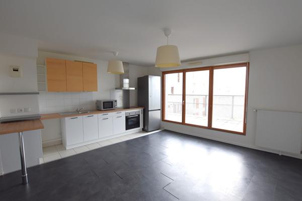 Chambre pour colocation 3 personnes - Cergy Préfecture