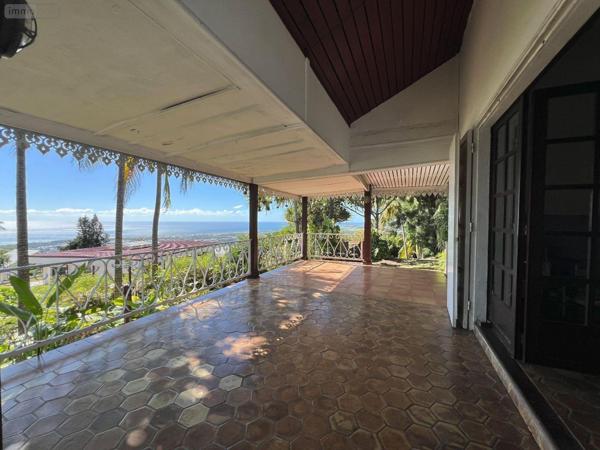 Maison individuelle à vendre à Sainte-Clotilde à la Réunion (97490), ref : 97405-1045289 Moufia