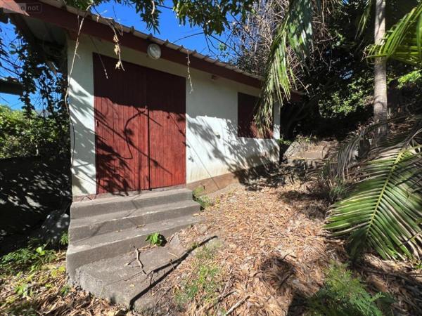 Maison individuelle à vendre à Sainte-Clotilde à la Réunion (97490), ref : 97405-1045289 Moufia