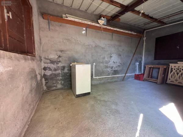 Maison individuelle à vendre à Sainte-Clotilde à la Réunion (97490), ref : 97405-1045289 Moufia