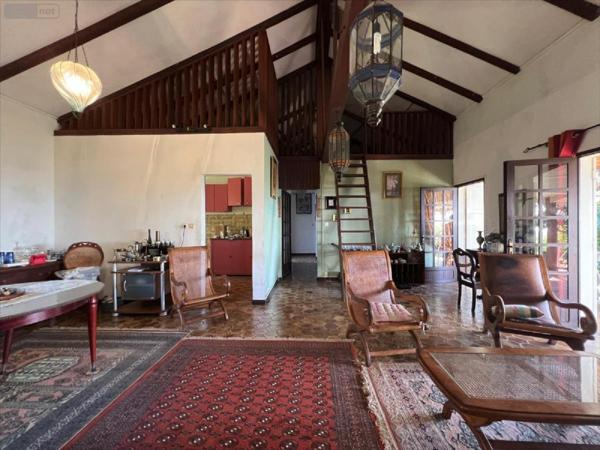 Maison individuelle à vendre à Sainte-Clotilde à la Réunion (97490), ref : 97405-1045289 Moufia