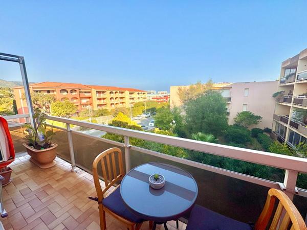 Charmant Studio à vendre à Bormes-les-mimosas proche plage