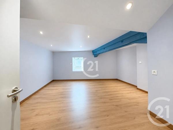 Appartement T3 à vendre  4 pièces - 75 m 2   BELFORT  - 90