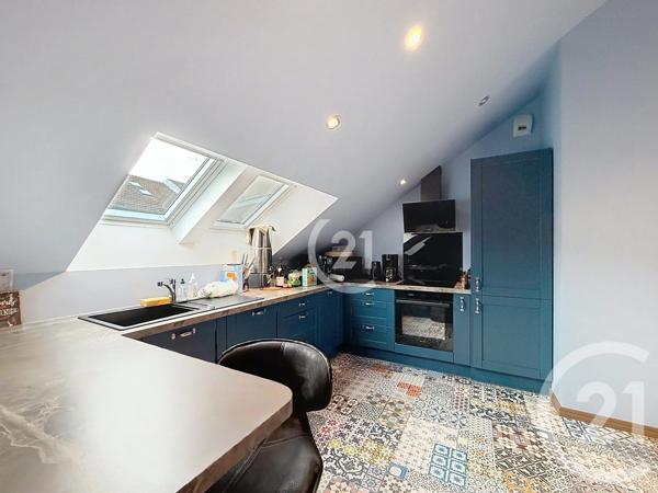 Appartement T3 à vendre  4 pièces - 75 m 2   BELFORT  - 90
