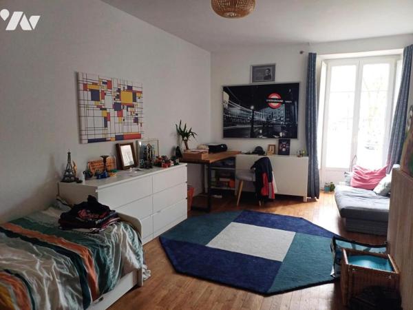 A VENDRE à VANNES (56) face au Port - APPT T5 de 122,66m2 en duplex + garage et cave