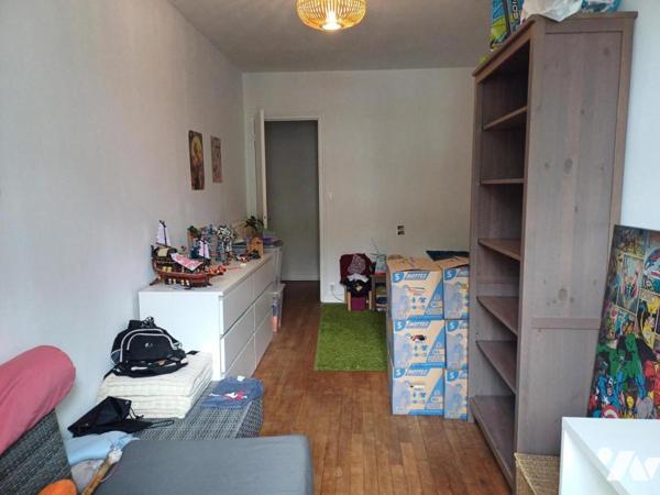 A VENDRE à VANNES (56) face au Port - APPT T5 de 122,66m2 en duplex + garage et cave