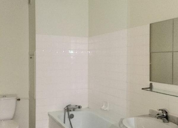 Appartement à louer    1 pièce • 32,58 m2 Montluçon