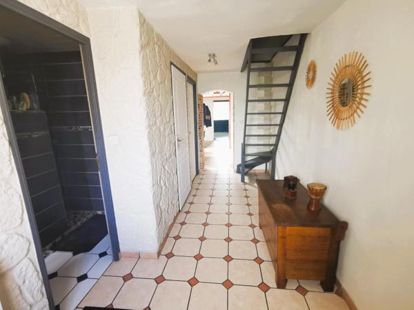 Dans un village calme entre Compiègne et Thourotte: