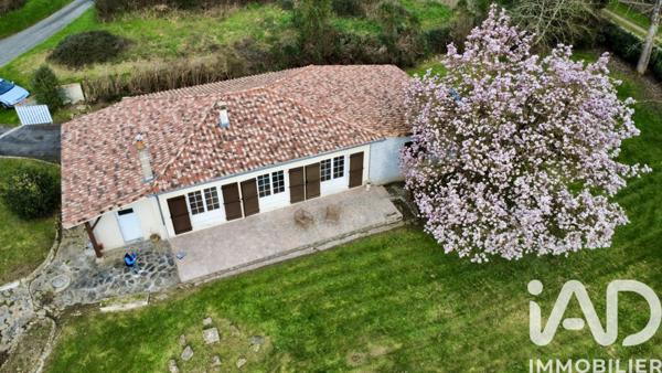 Maison à vendre 4 pièces 97 m² Exideuil-sur-Vienne