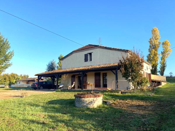 BELLE MAISON DE CAMPAGNE