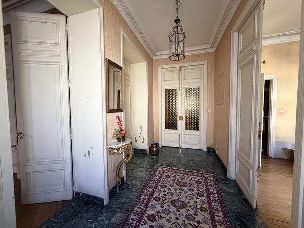 Maison 11 pièces 480 m2