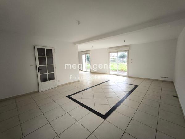 Maison à SEGRE, 49500 - 7 pièces 132m²