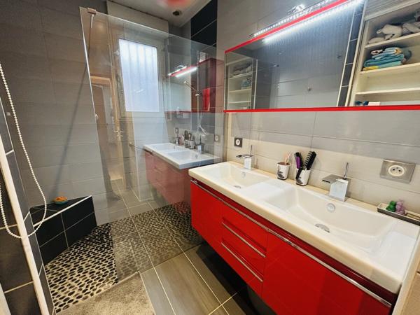 A SAISIR AUDINCOURT, MAISON DE PLAIN-PIED SUR SOUS-SOL COMPLET 117M2