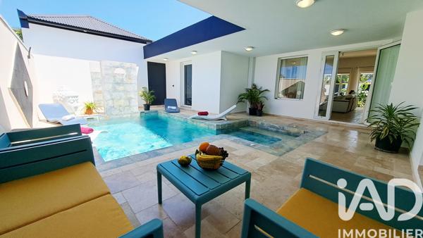 Maison à vendre 7 pièces 250 m² Le Tampon