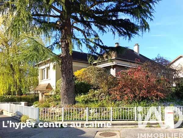 Maison à vendre 6 pièces 136,71 m² Le Plessis-Trévise