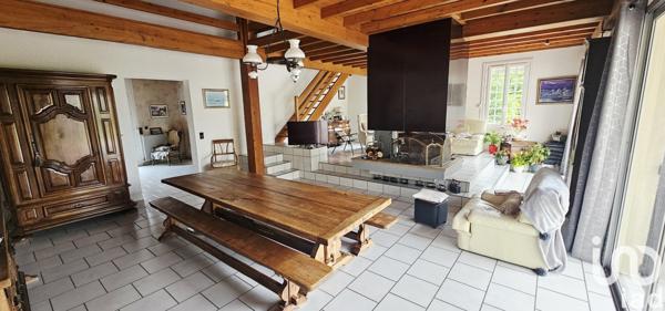 Maison 7 pièces de 165 m² à Pessac (33600)
