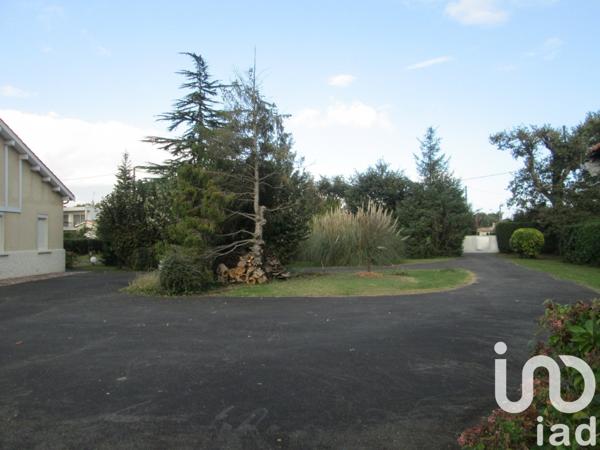 Maison 7 pièces de 165 m² à Pessac (33600)