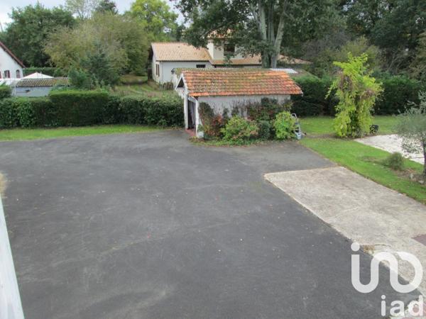 Maison 7 pièces de 165 m² à Pessac (33600)