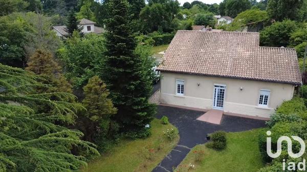 Maison 7 pièces de 165 m² à Pessac (33600)