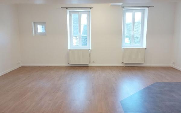 Appartement à louer    3 pièces • 68,93 m2 Compiègne