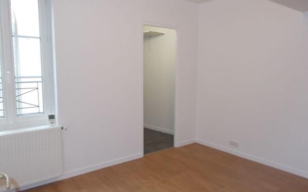 Appartement à louer    3 pièces • 68,93 m2 Compiègne