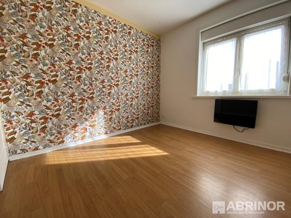 Maison semi individuelle, 3 chambres jardin parking VILLENEUVE D ASCQ