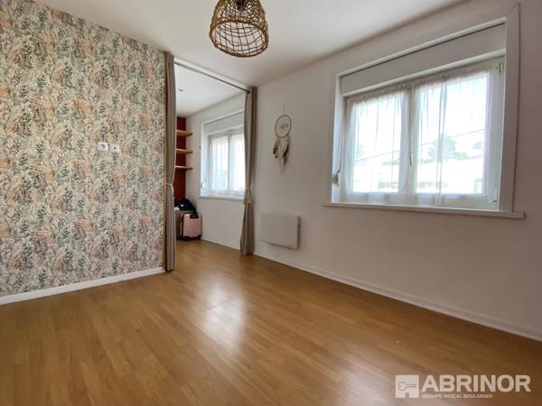 Maison semi individuelle, 3 chambres jardin parking VILLENEUVE D ASCQ