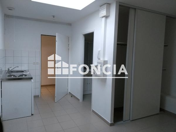 Location Studio 19.67 m² - 2 RUE PIERRE ET MARIE CURIE Mont De Marsan 40000