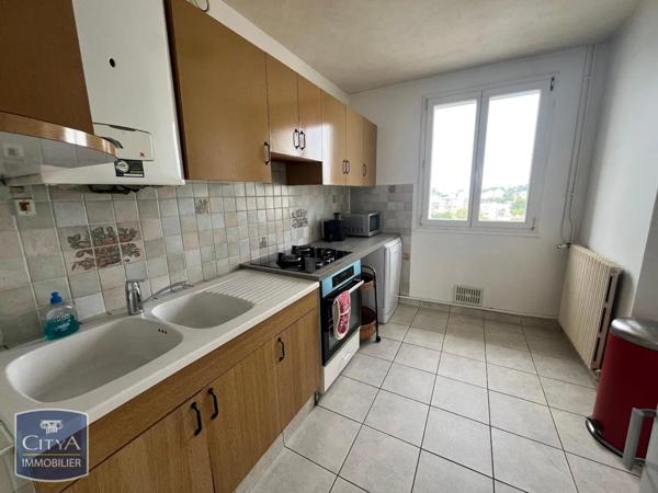 Appartement à louer 4 pièces 83.33m²