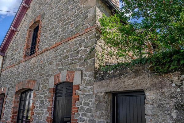 Maison familiale de caractère rénovée dans un esprit loft à Guérande