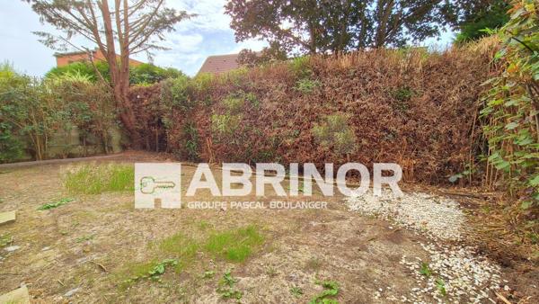 Roubaix Delory, Beau T4 jardin privatif et garage dans petite copropriété à faible charges. ROUBAIX