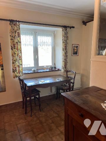 A VENDRE A NOYALO - ENVIRONNEMENT EXCEPTIONNEL - MAISON en PIERRE de "1800"