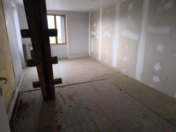 Appartement en duplex à finir dans une belle petite copropriété avec parking