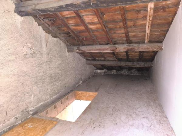 Appartement en duplex à finir dans une belle petite copropriété avec parking