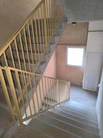 Appartement en duplex à finir dans une belle petite copropriété avec parking