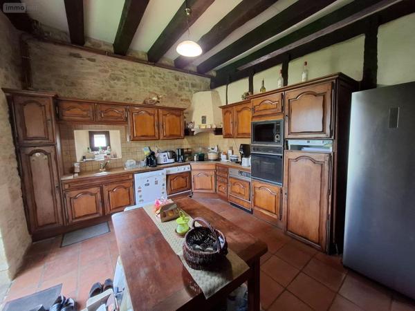 Maison de maître à vendre à Saint-André-d'Allas en Dordogne (24200), ref : 18113/167