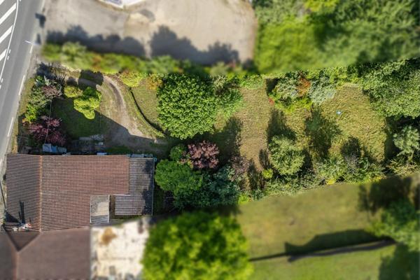 Petite maison en pierre climatisée