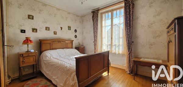 Maison à vendre 11 pièces 283,5 m² Neuvic