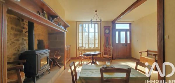 Maison à vendre 11 pièces 283,5 m² Neuvic
