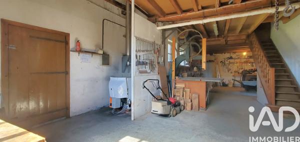 Maison à vendre 11 pièces 283,5 m² Neuvic