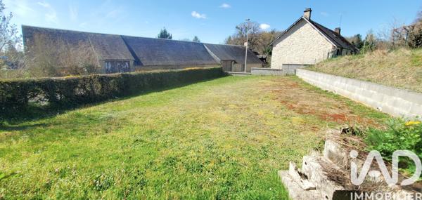 Maison à vendre 11 pièces 283,5 m² Neuvic