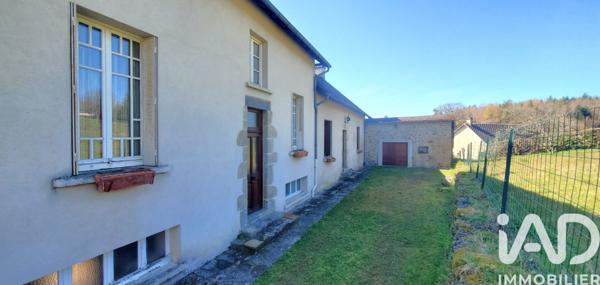 Maison à vendre 11 pièces 283,5 m² Neuvic