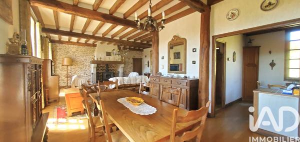 Maison à vendre 11 pièces 283,5 m² Neuvic