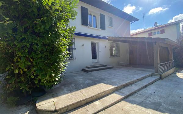 Maison à vendre    9 pièces •  Bayonne