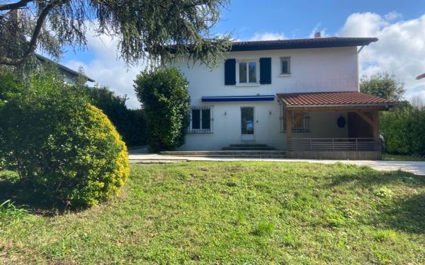 Maison à vendre    9 pièces •  Bayonne