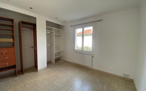 Maison à vendre    9 pièces •  Bayonne