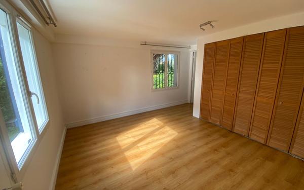 Maison à vendre    9 pièces •  Bayonne